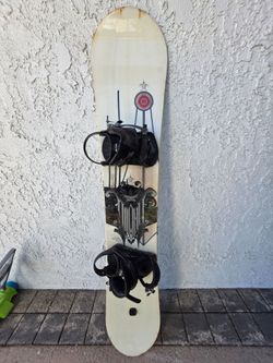 Ride Havoc Snowboard with Bindings