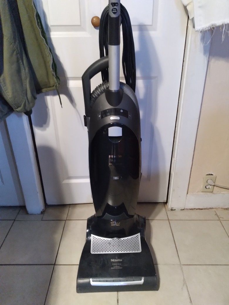 Miele Vacuum Luxury