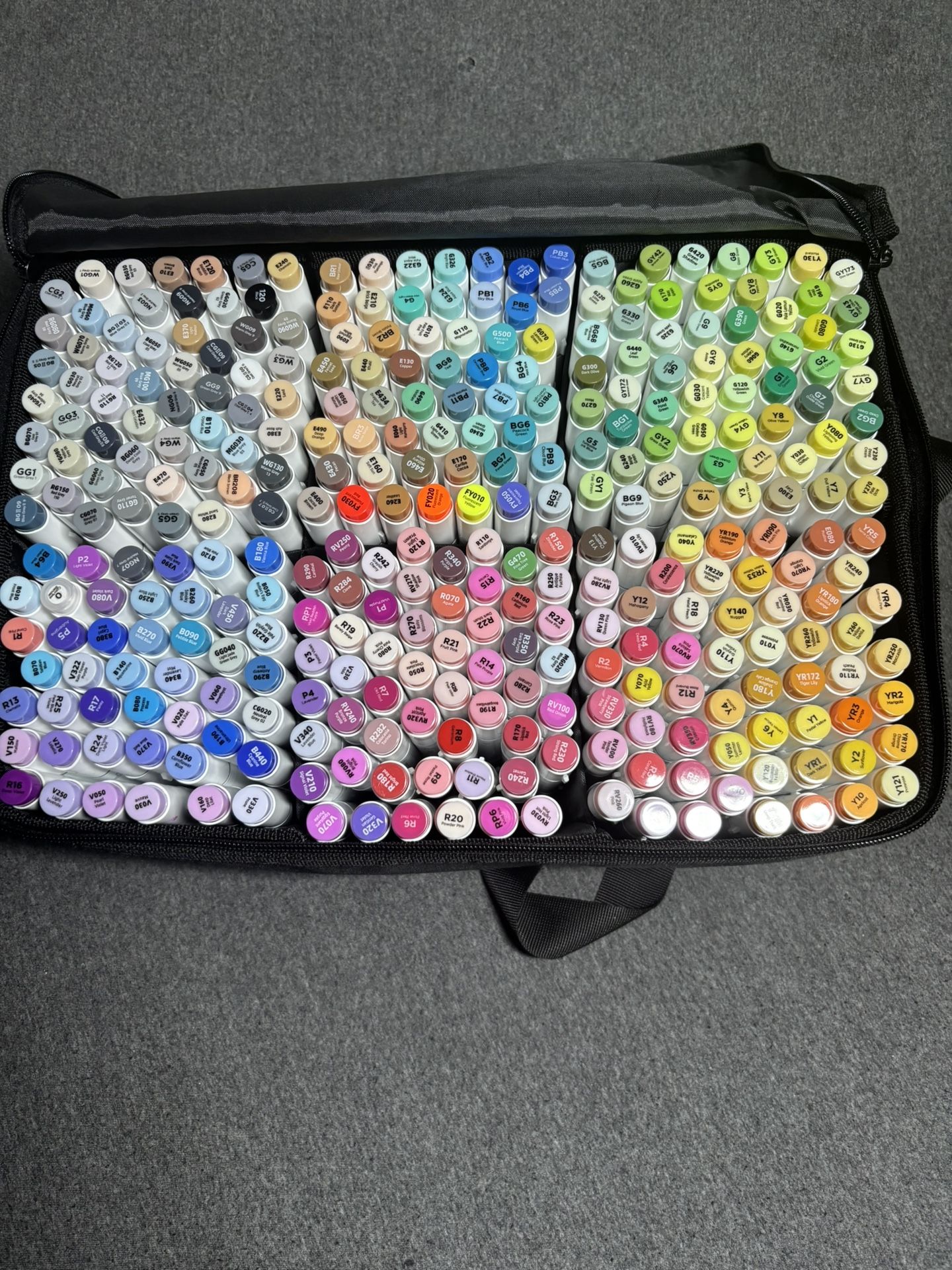 320 Ohuhu Marker Set