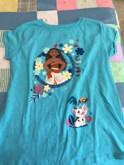 Girls Moana shirt- size large 10/12