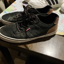 Men’s shoes for sale. Size 9/9.5