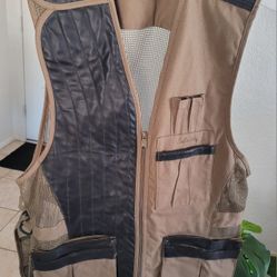 Cabelas Utility Vest (XL)