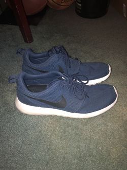 Nike Rose sz 11
