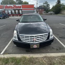 08 Caddy Dts Great Condition 