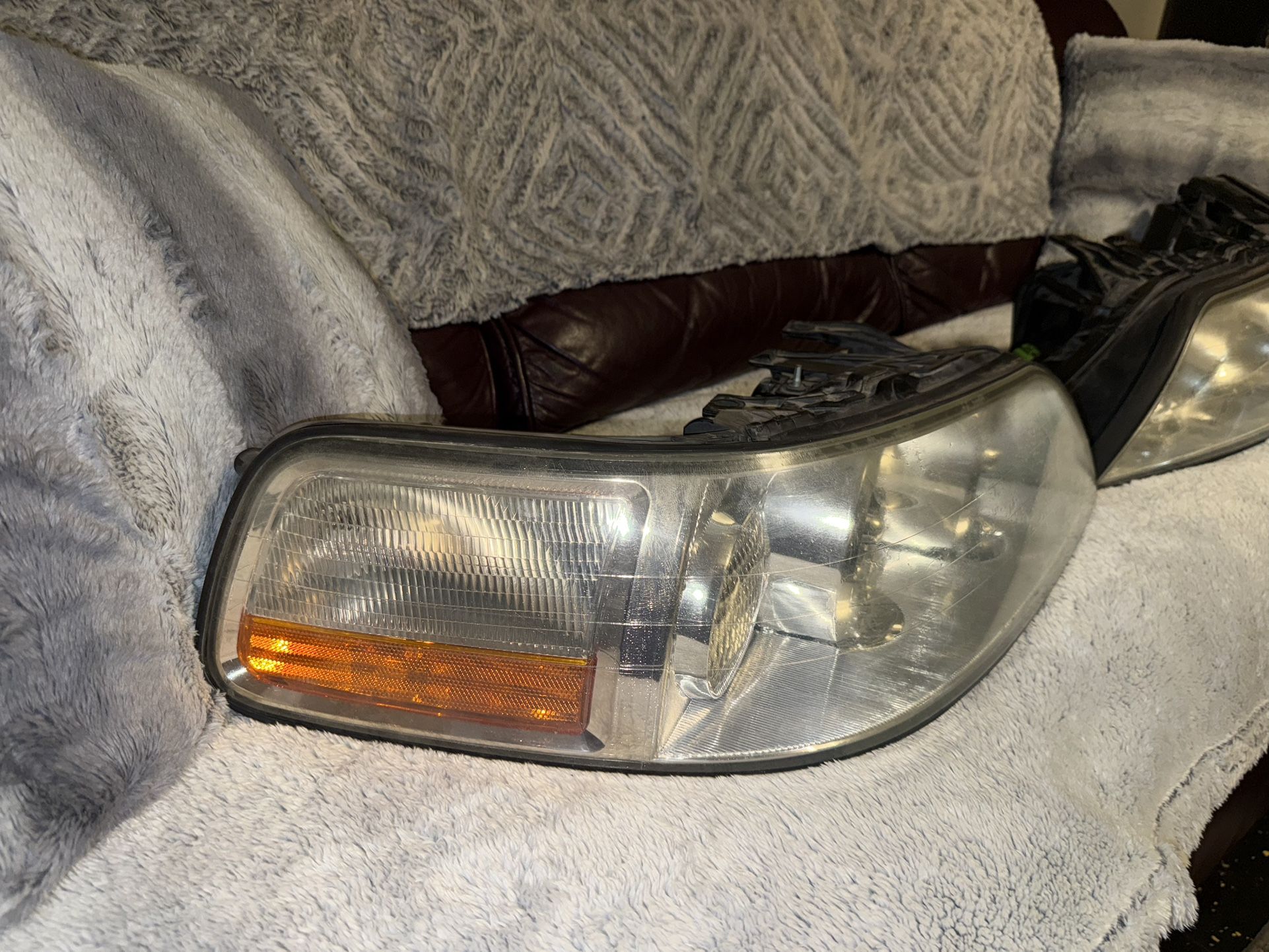2003 Lincoln Town Car