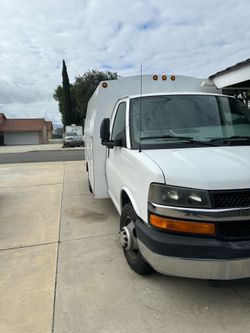2005 chevy 3500 service utility van