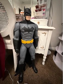 3 feet Batman