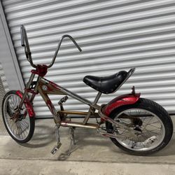 Schwinn Stingray Chopper Bike