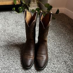 Ariat Cowgirl boots US size 7.5