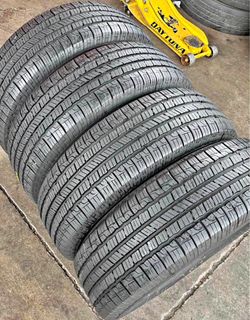 225/65/17 Goodyear's 📣📢