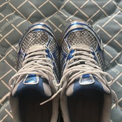 Bottega Veneta Orbit Size 10