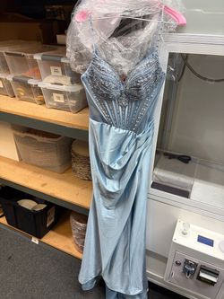 Beautiful dress!
