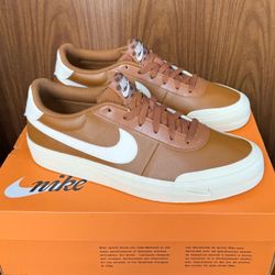 $50 Men’s Nike Court Brand New Size 10
