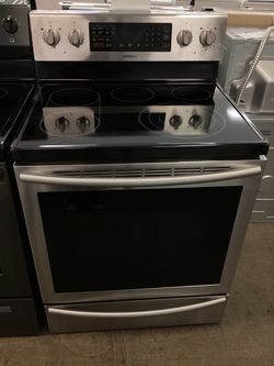 Samsung 30 in. Glass Top 5.9 cu.ft. Convection Oven Electric Range with Self-Cleaning