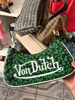Von Dutch shoulder bag