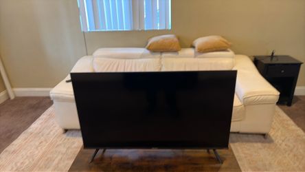 Roku tv  40 inch tv