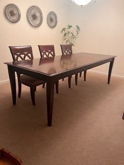 Dinning table