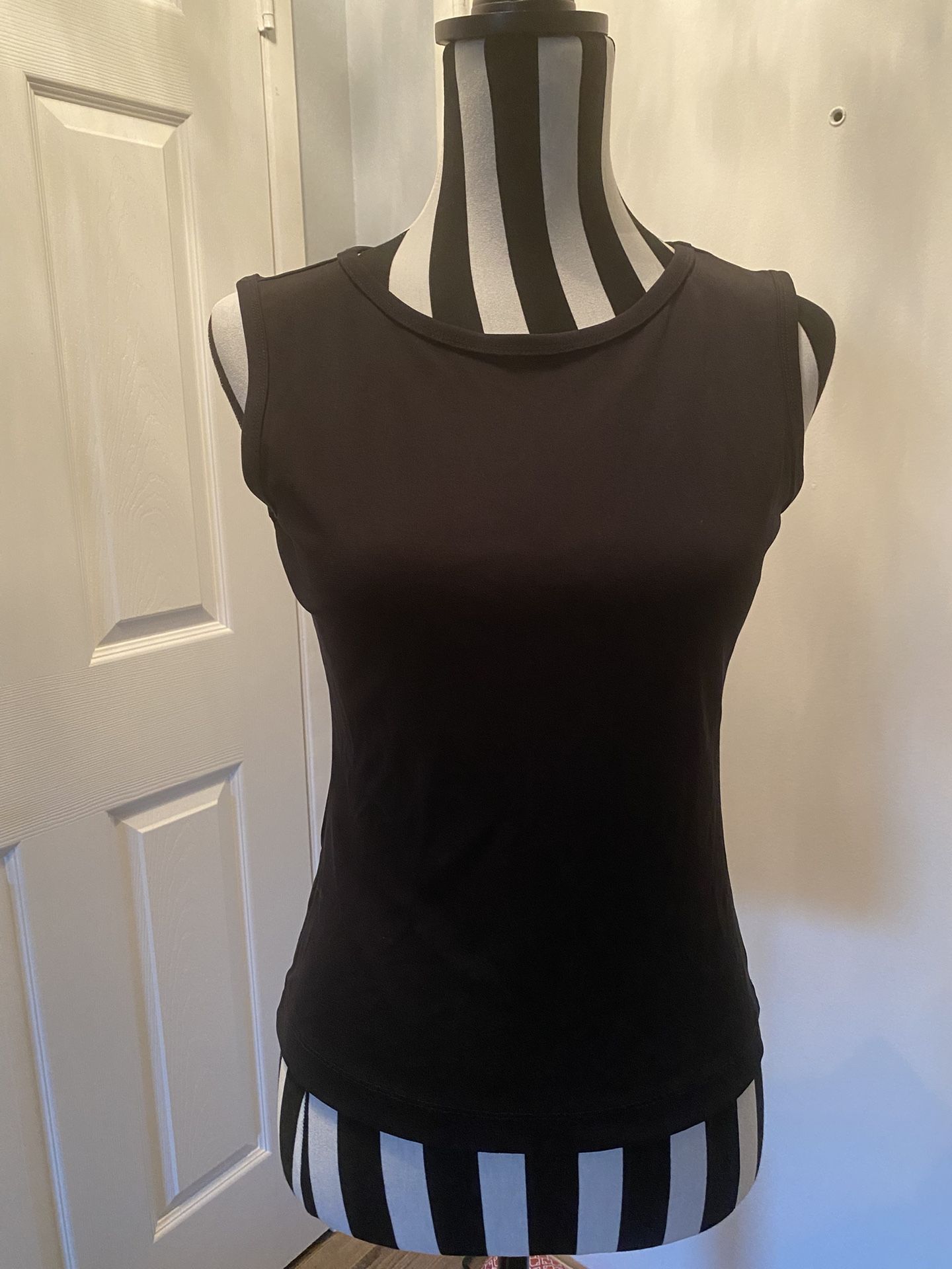 Gap Sleeveless Top