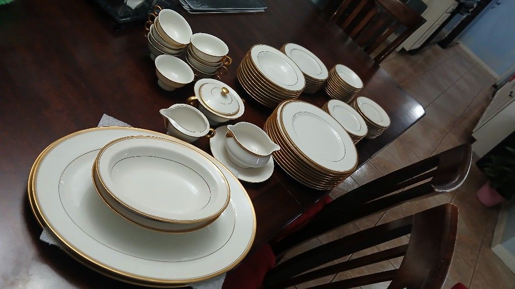 General. China Para 9 Personas. Son 73 Piezas.