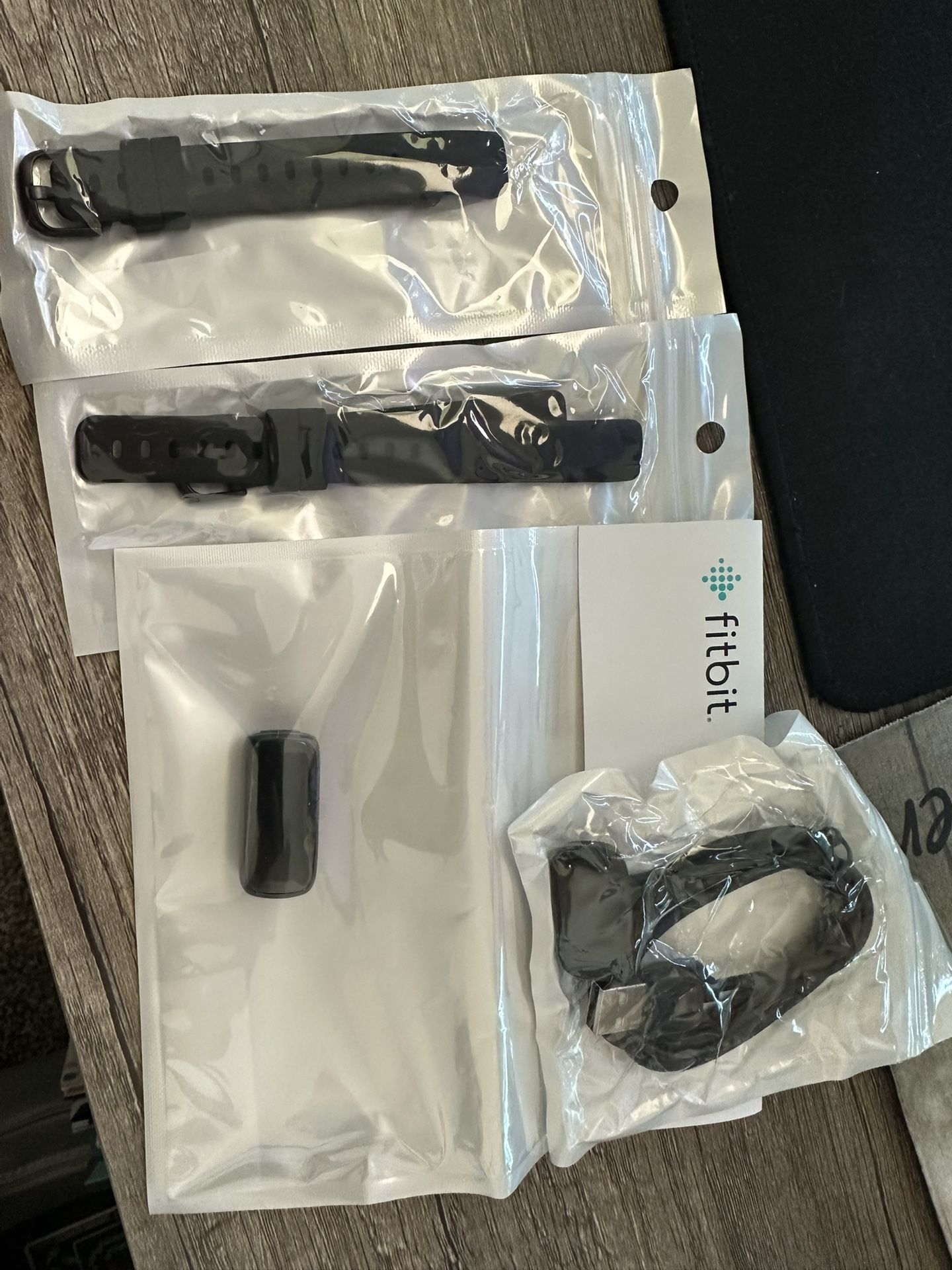 Fitbit Luxe Fitness & Wellness Tracker Watch