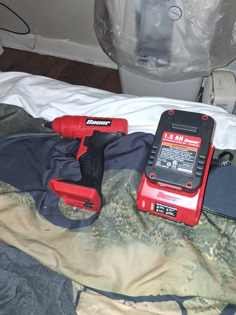 Bauer Glue Gun With Rapid Battery Pack Bundle