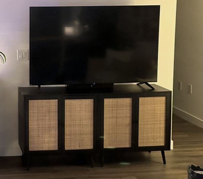 2 Cabinets/tv stand