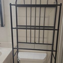 3-Shelf Bathroom Shelves Space