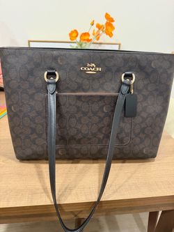 COACH - City Tote Bag - Medium
