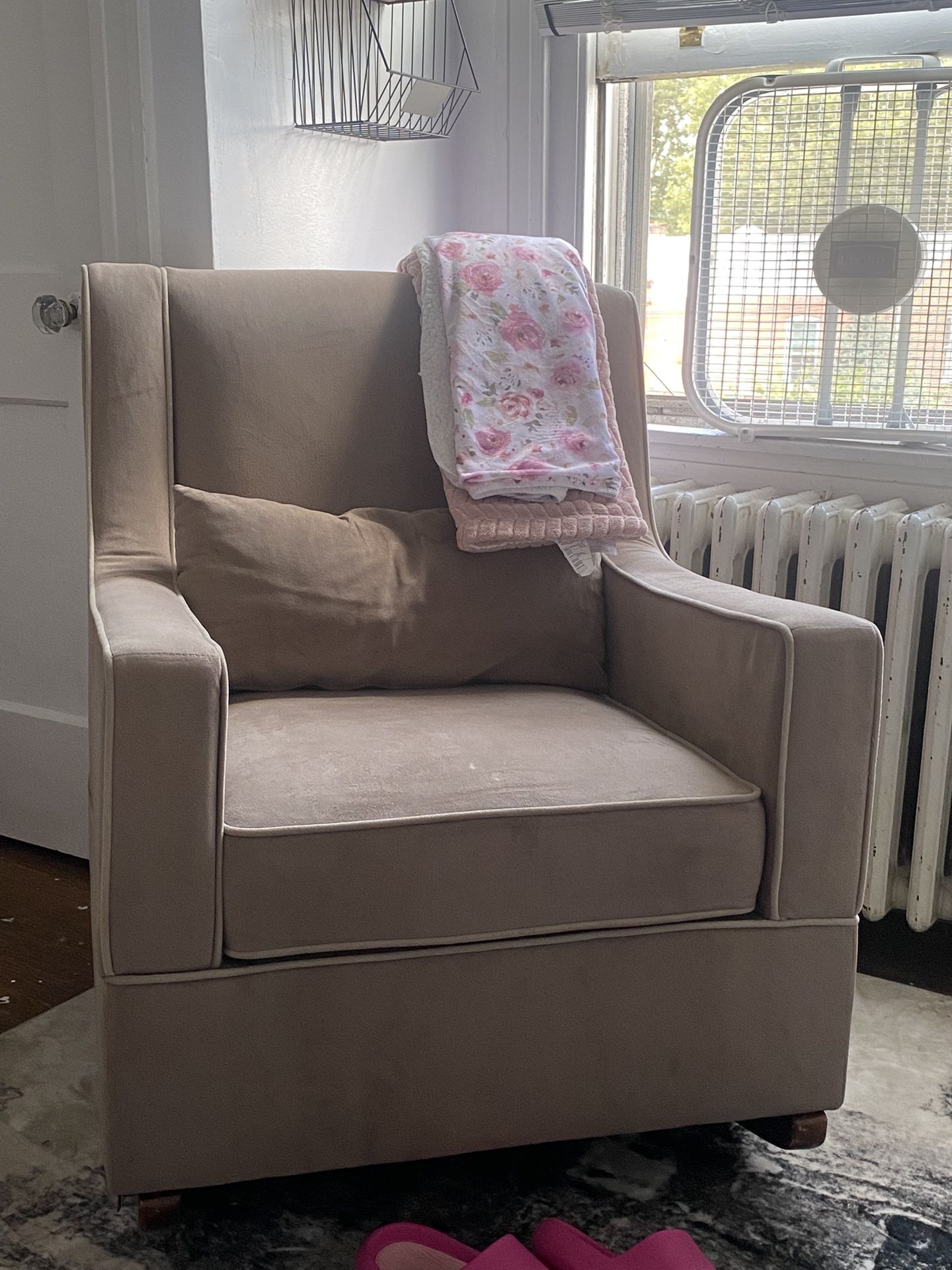 Rocking Chair 