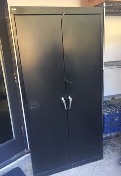 Industry Metal storage cabinet - shelves adjustable