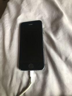 Iphone 5s icloud locked