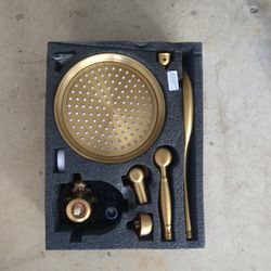New Gold Shower Head  & Handheldsystem Unboxed 