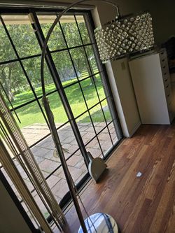 Hermosa Lampara Platiado En Buenas Condiciones.