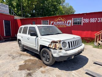 2016 JEEP PATRIOT IN FOR PARTS/PARTES‼️(26H42)