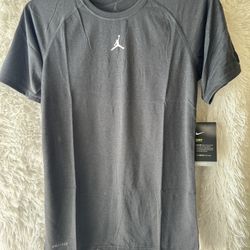 Nike Men's Gray Dri-FIT T-Shirt size Small