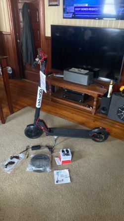 GOTRAX ELECTRIC SCOOTER.