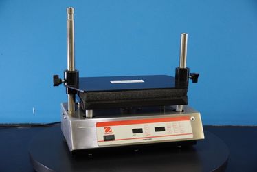 Ohaus VXMTDG Vortex Mixer [Used]