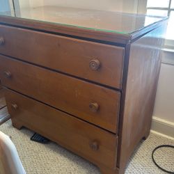 Dresser For Free!