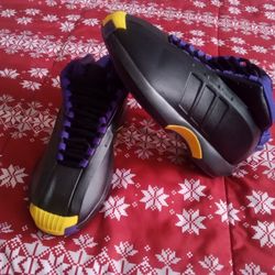 New Size 7.5 Men's $70