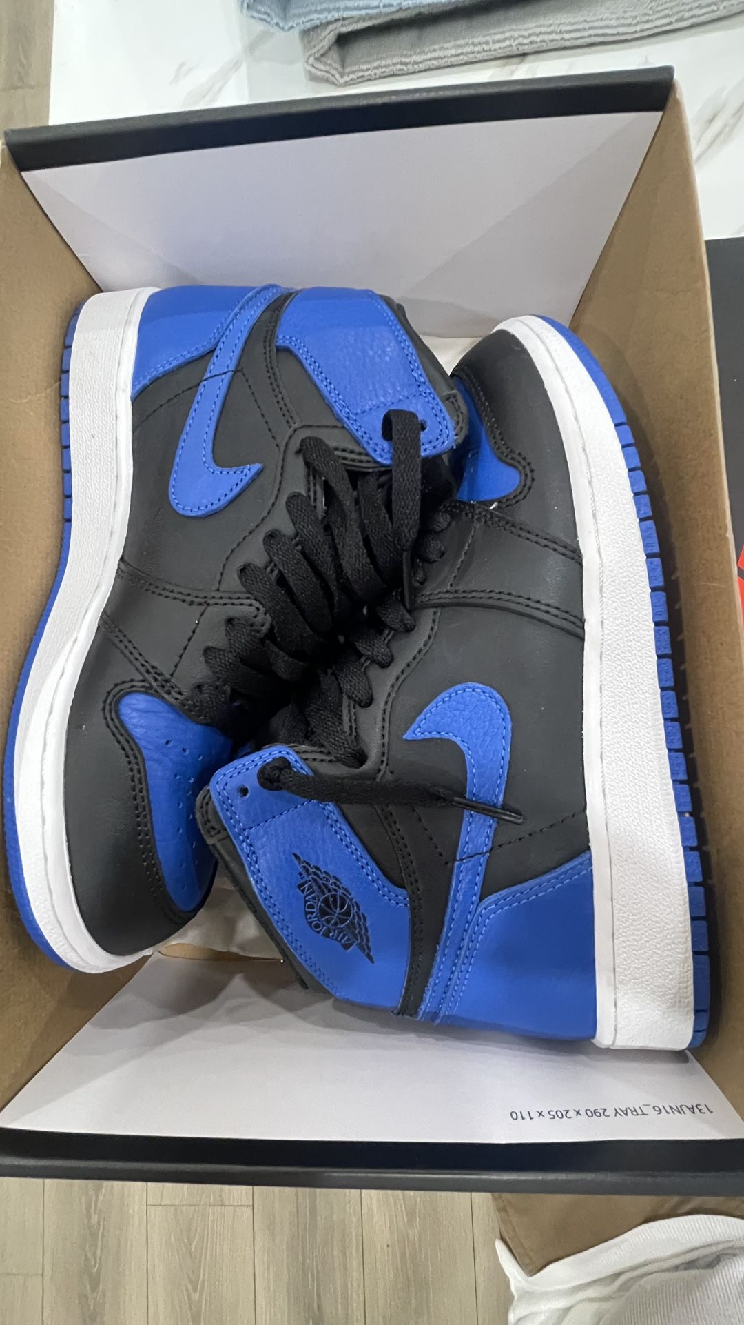 Air Jordan 1 Retro High OG (royal)
