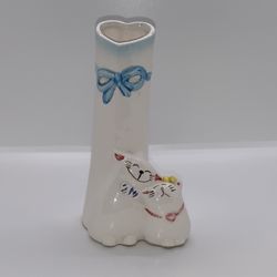 Kotobuki Porcelain Bud Vase