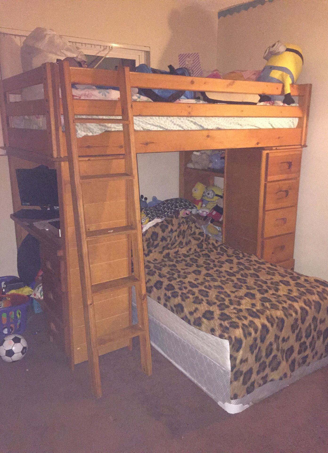 Twin bunk bed frame with desk