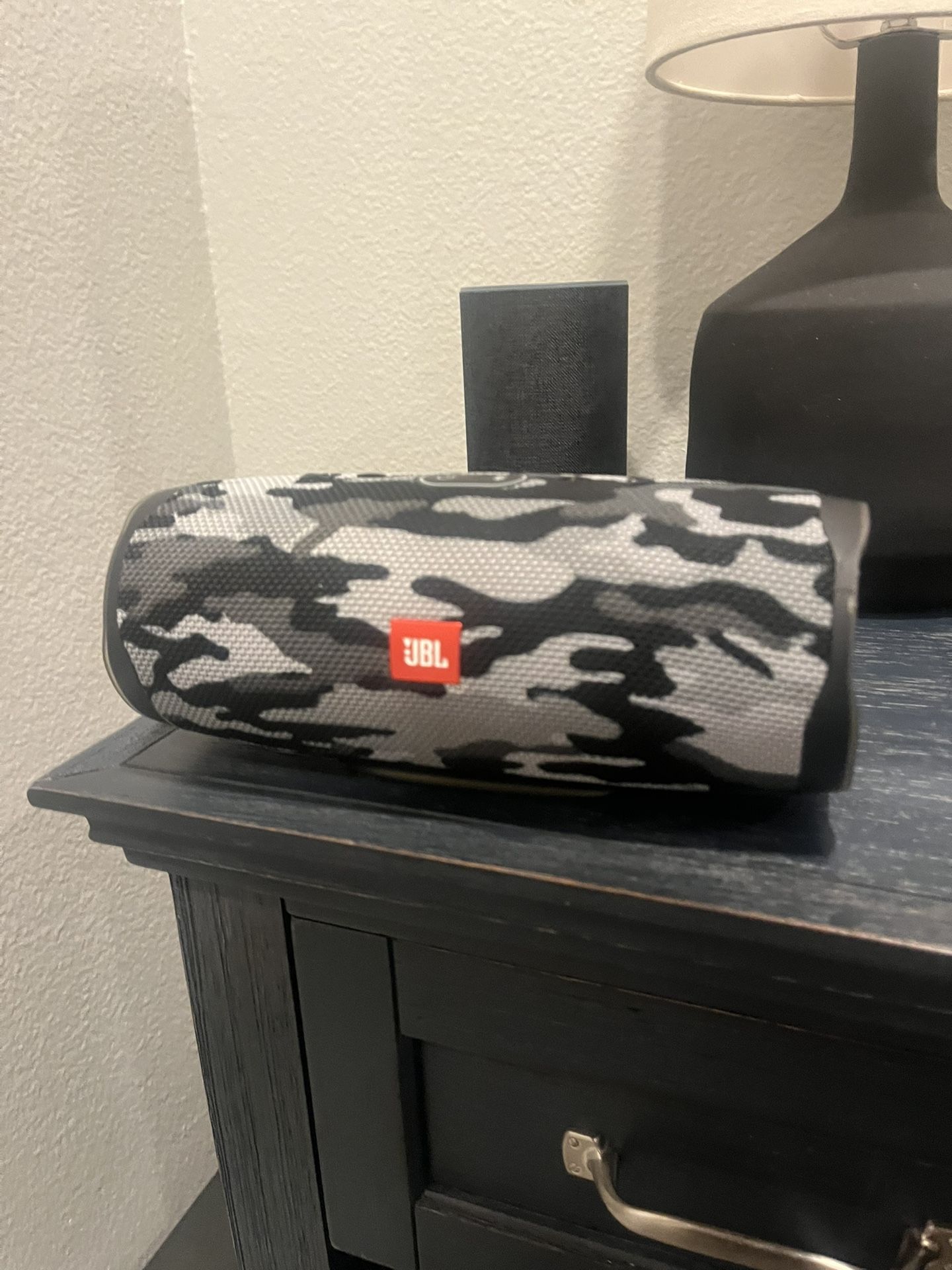 JBL CHARGE 4 Speaker