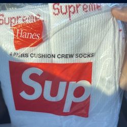 Supreme Socks 