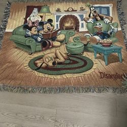 Disney Mickey And Friends Tapestry Throw