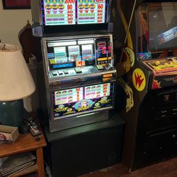 Igt Slot Machine  Five Times Pay One Dollar Slot Machine