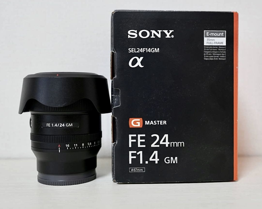 Sony FE 24mm f/1.4 GM Lens