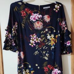 14 Danny & Nicole flare sleeved womans  dress