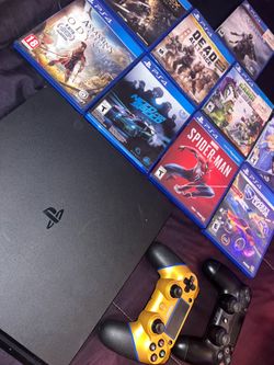 PS4 slim 500gb with 9 games and 2nd controller