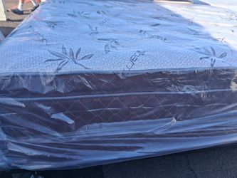 Brand New King Size Pillowtop Mattress Included Box Spring Free Delivery Depends On Location